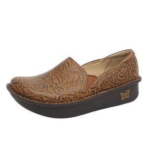 Alegria Womens Debra Leather Clogs Floral Embossed Tawny Comfort Slip On Shoes 6
